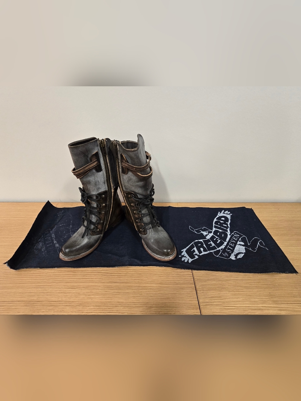 Freebird Ravi Boots - Color "Ice" - Picture 15 of 16
